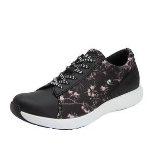 TRAQ By Algeria Qest Jungle Fauna Women's Sneaker Black Floral Shoe 41 or 10.5